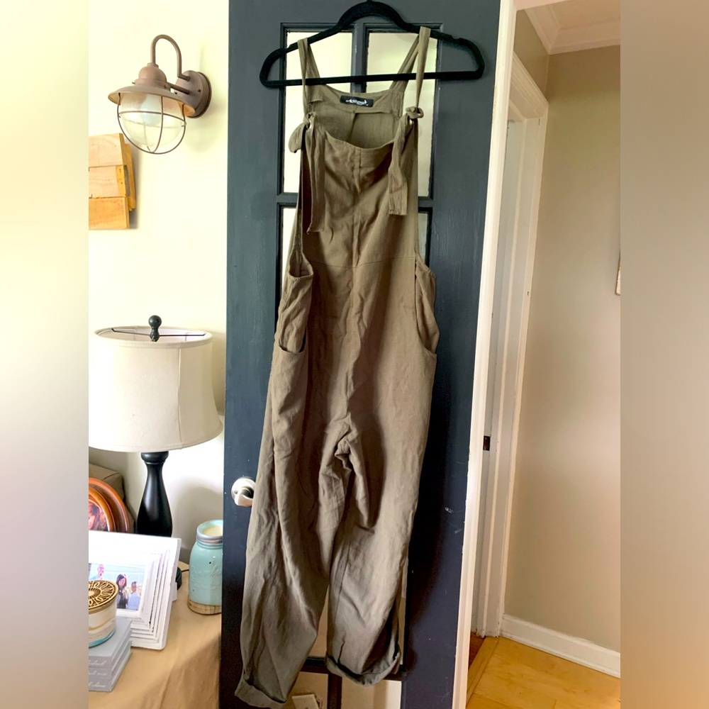Olive green jumper romper  cotton. Size M